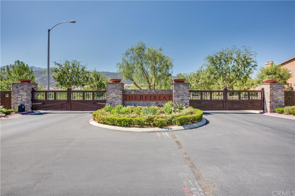 22293 SILVERPOINTE Loop, Corona, CA 92883