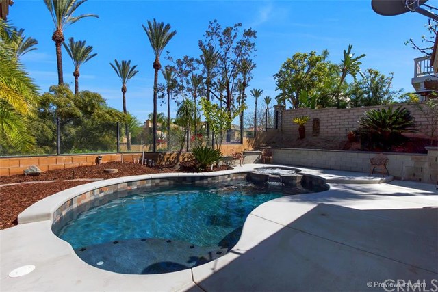 4501 Signature Drive, Corona, CA 92883