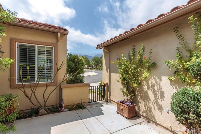 23817 Fawnskin Drive, Corona, CA 92883