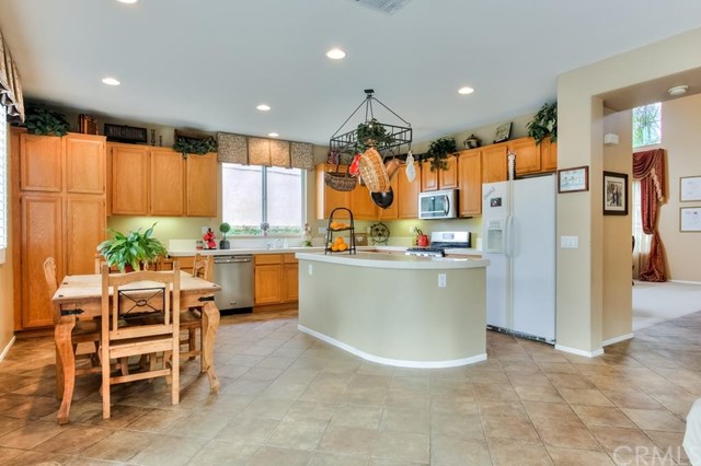 4390 Roseridge Court, Corona, CA 92883