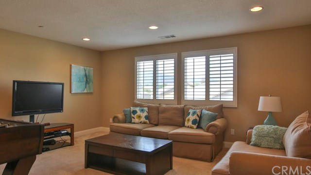 25499 Foxglove Lane, Corona, CA 92883