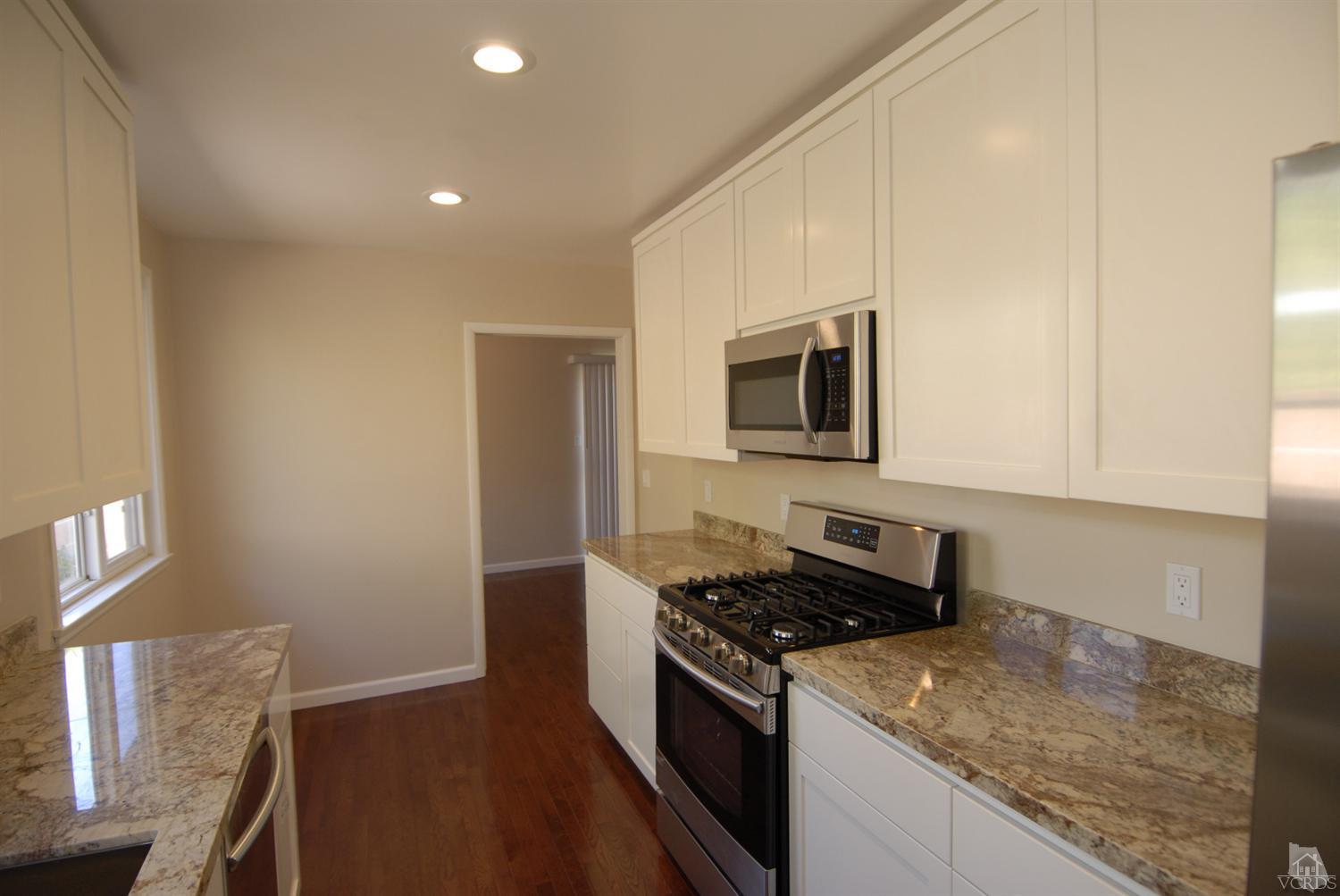 120 San Roque Avenue, Ventura, CA 93003