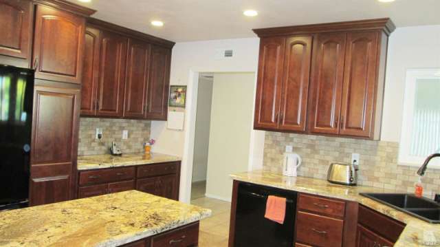 247 Westminster Avenue, Ventura, United States 93003