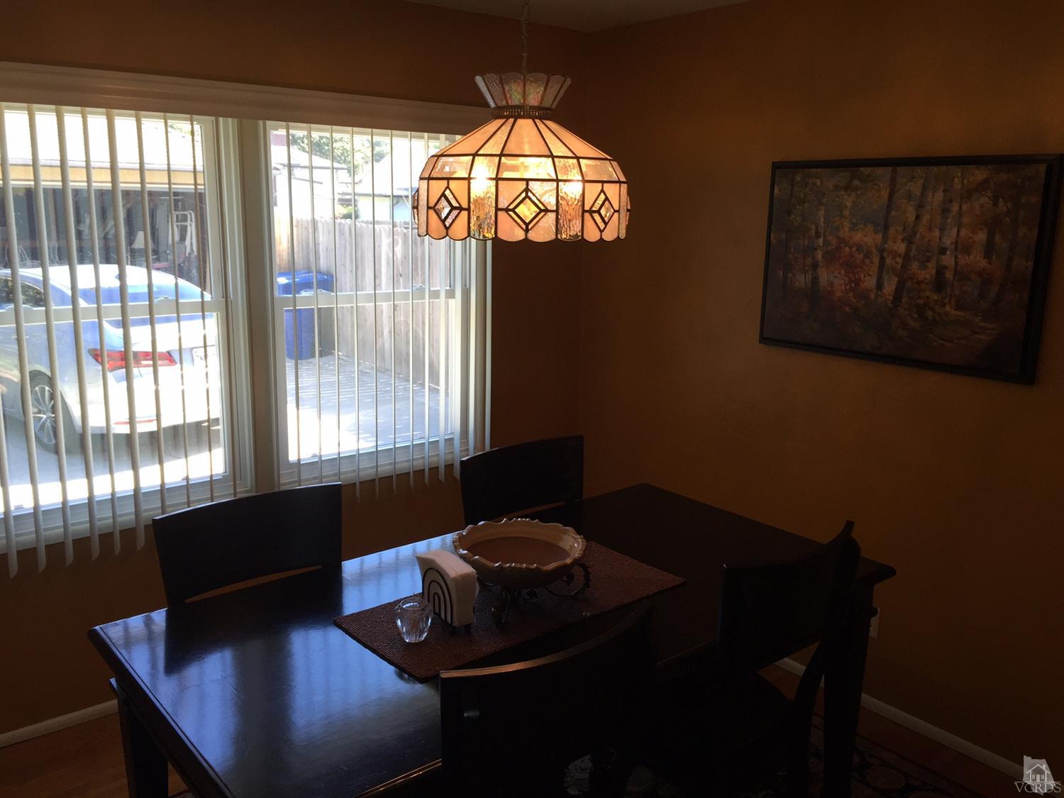 160 N Mills, Ventura, United States 93003