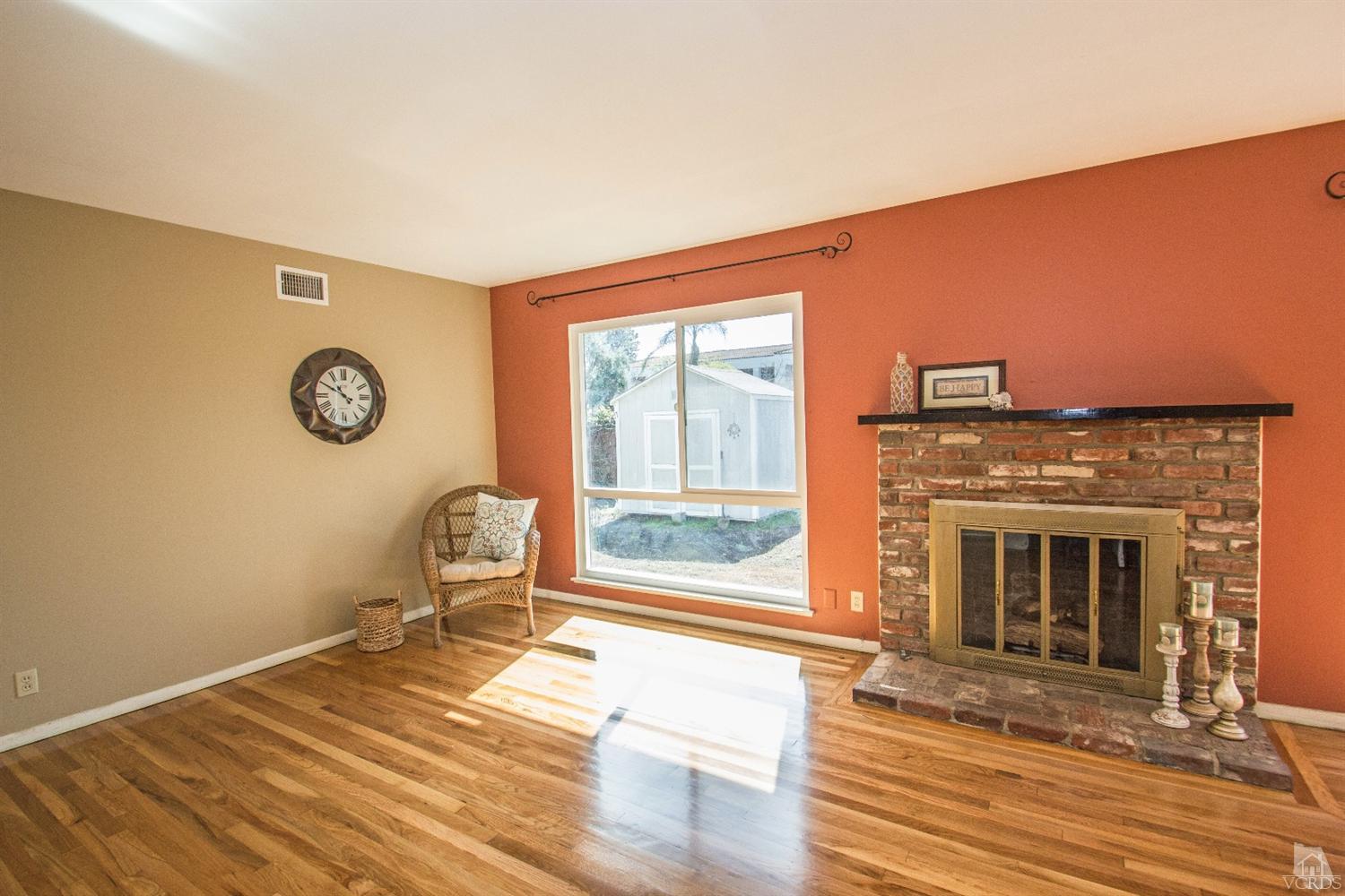 5490 Hunter Street, Ventura, CA 93003