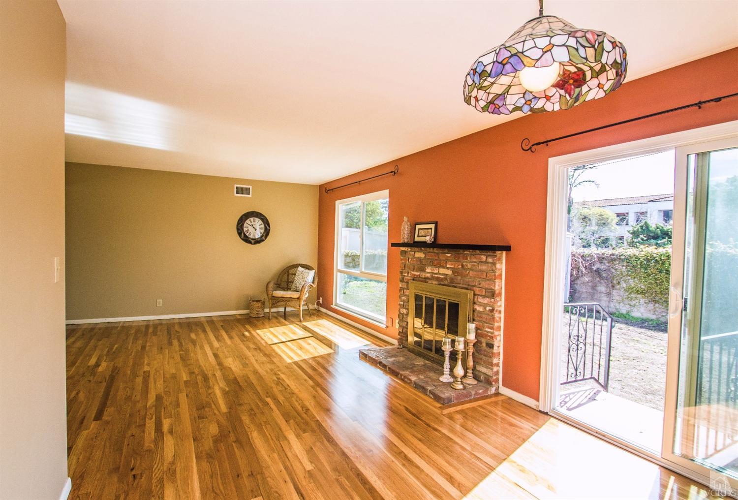 5490 Hunter Street, Ventura, CA 93003