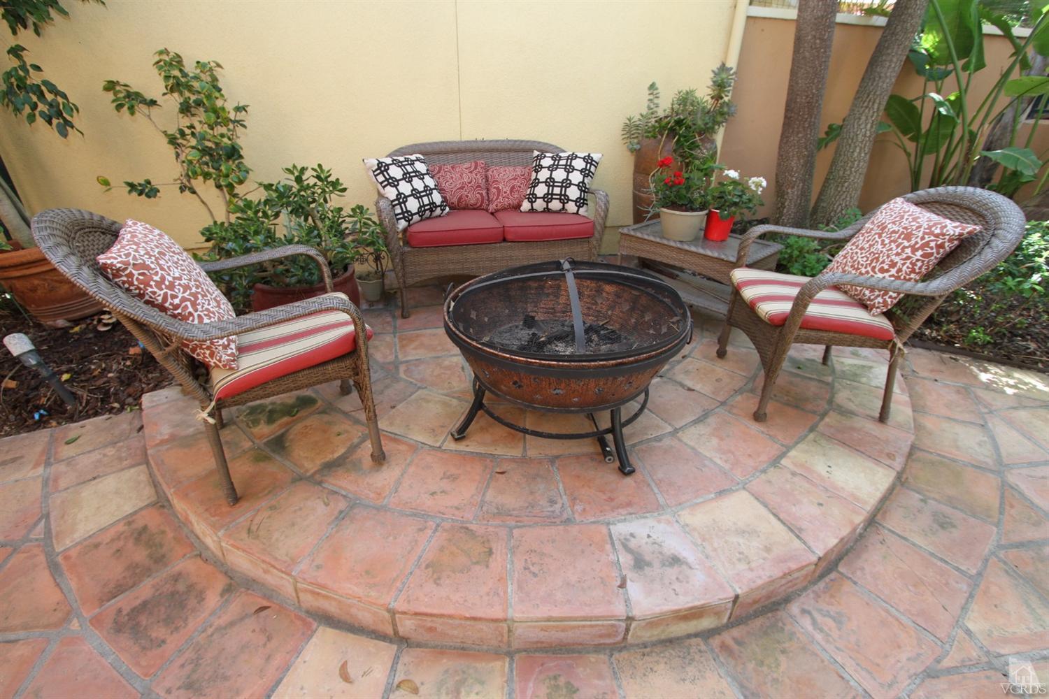 1198 Corte Riviera, Camarillo, CA 93010