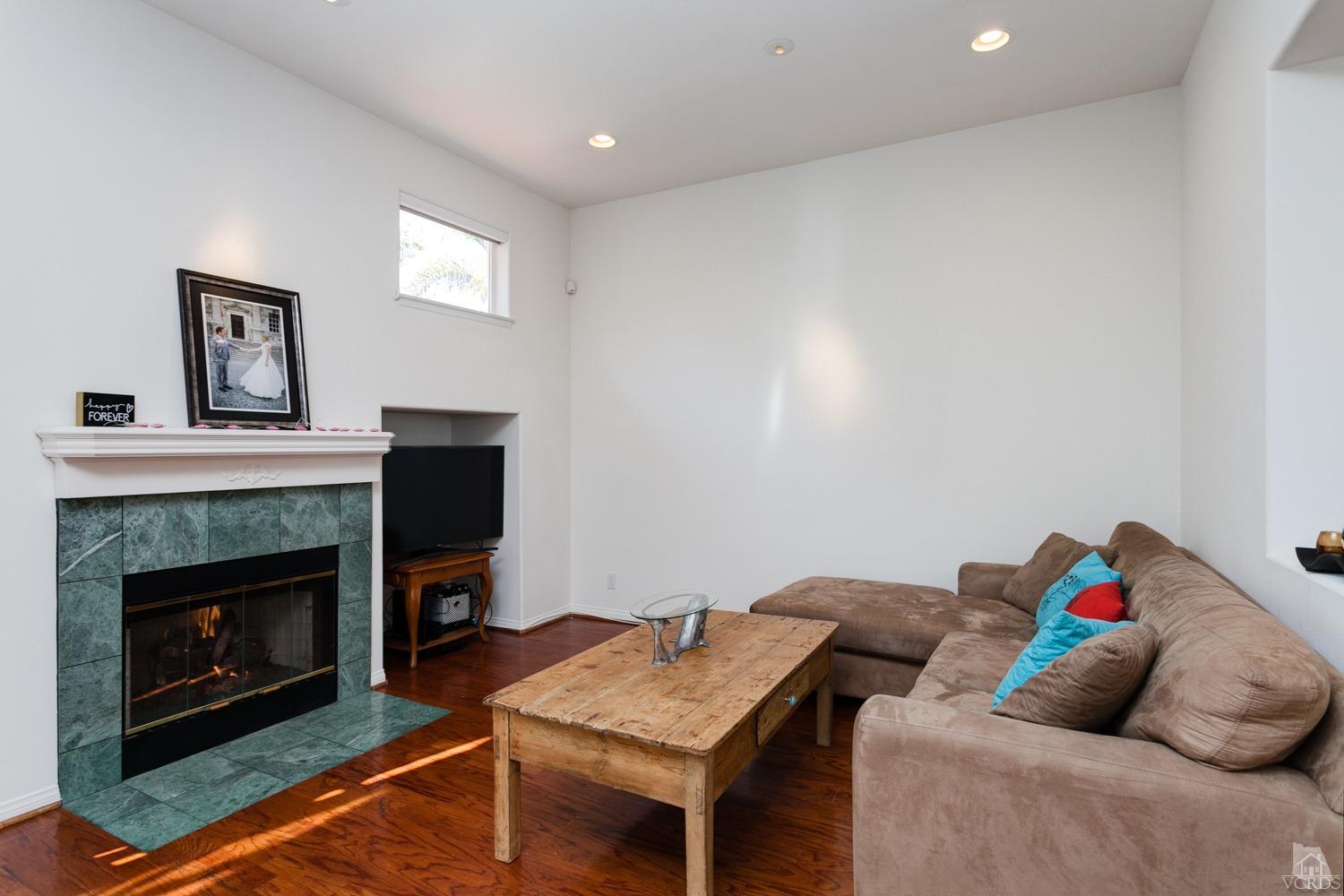 1192 Corte Riviera, Camarillo, CA 93010
