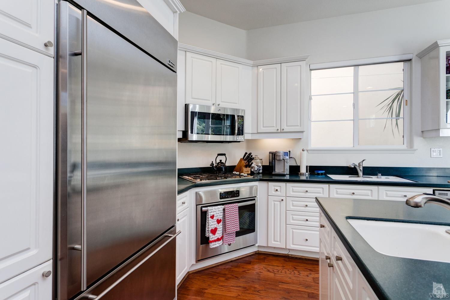 1192 Corte Riviera, Camarillo, CA 93010