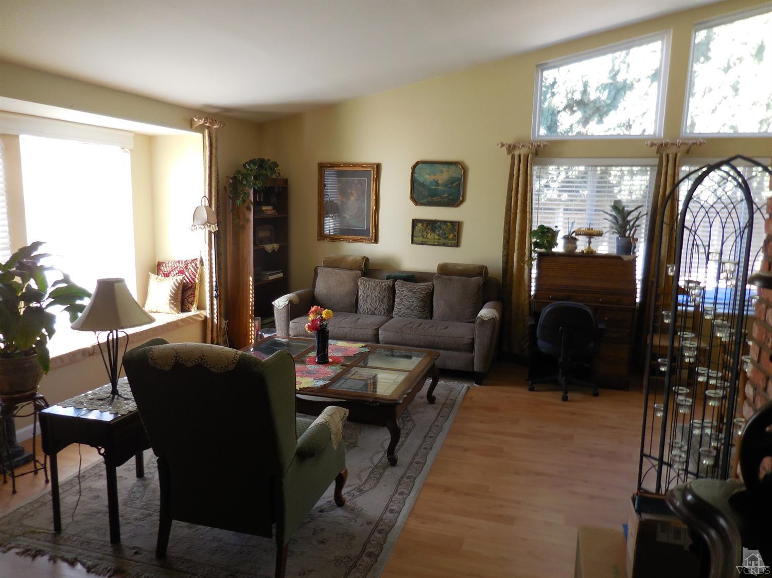 427 Appletree Court, Camarillo, CA 93012