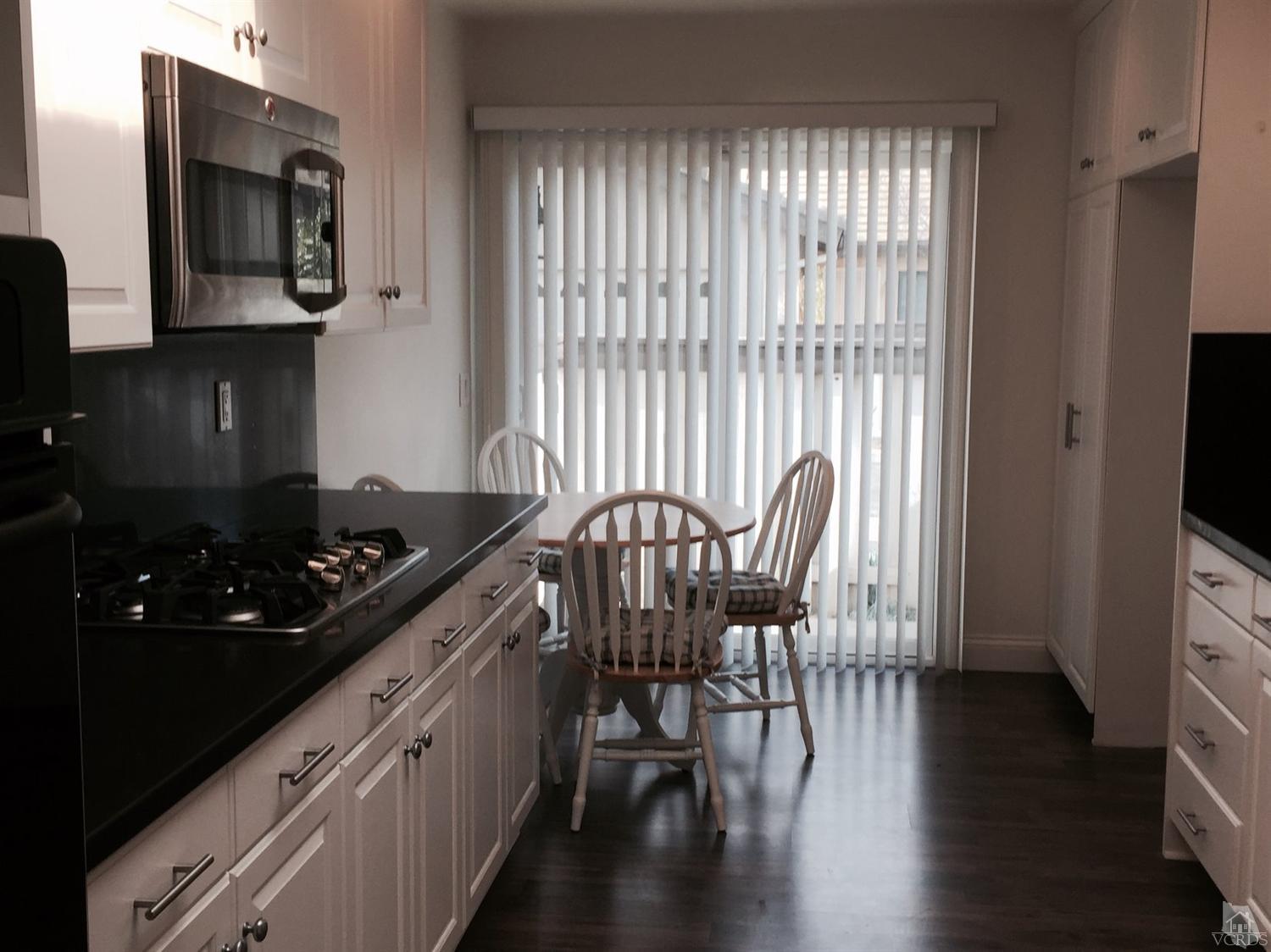 499 Sobre Colinas Place, Camarillo, CA 93012