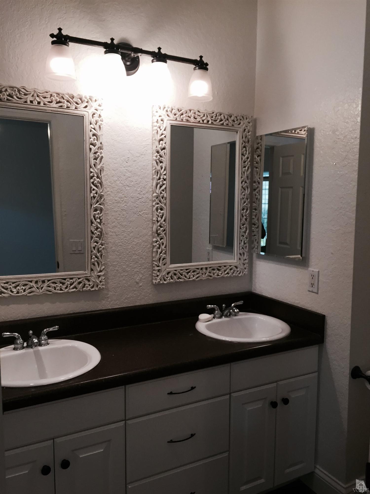 499 Sobre Colinas Place, Camarillo, CA 93012
