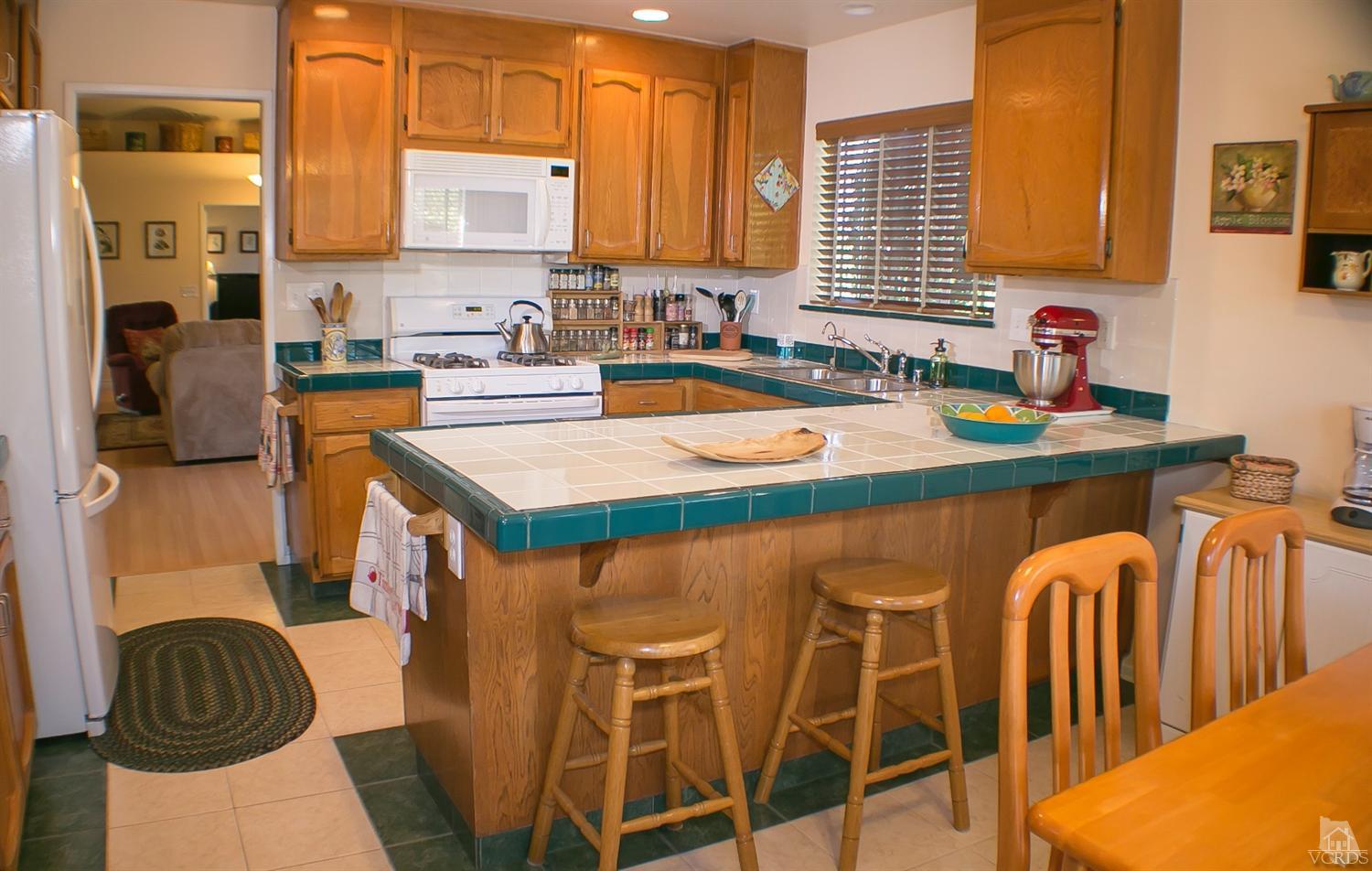 6948 Luther Circle, Moorpark, CA 93021