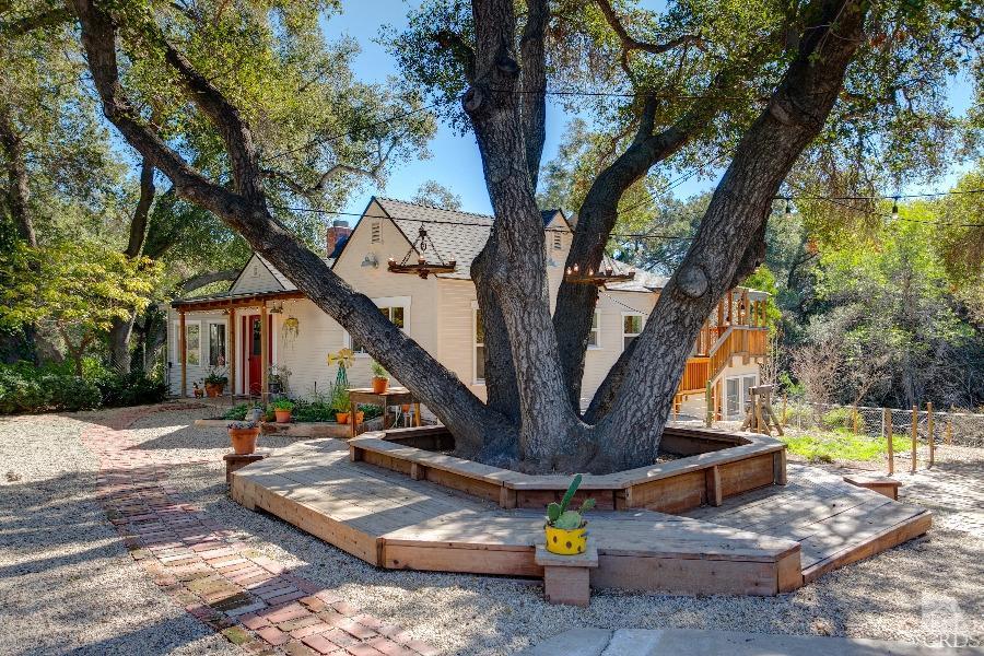 350 Olive Street, Oak View, CA 93022