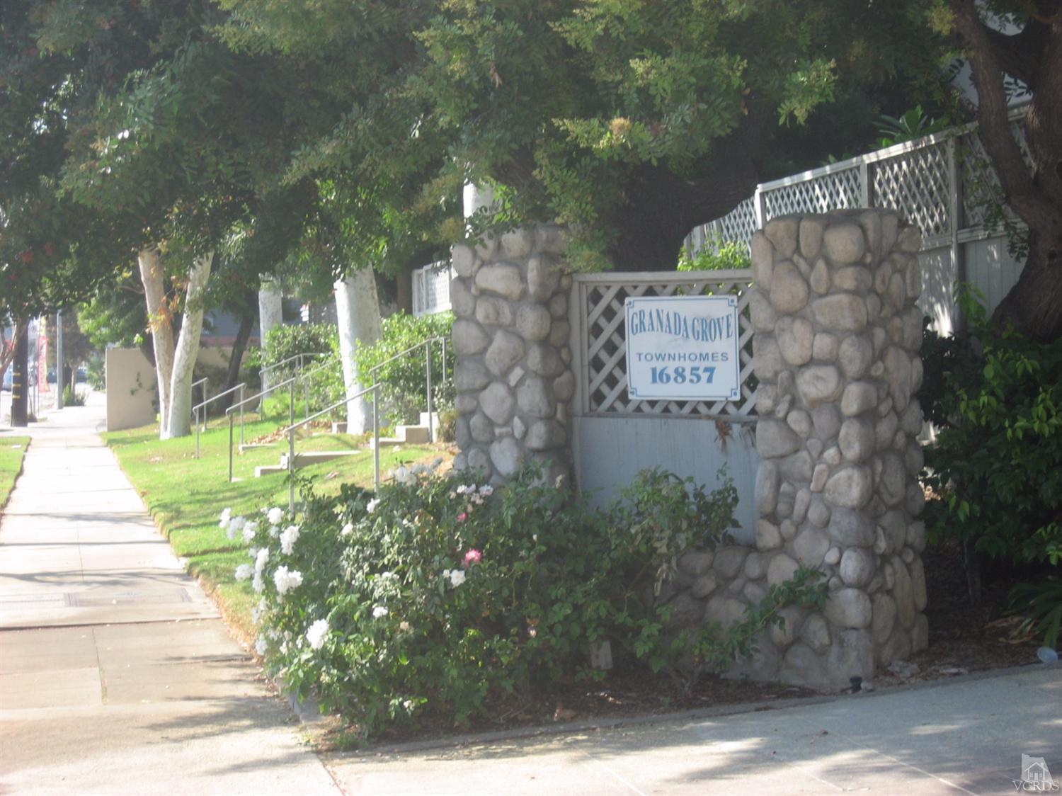 10900 Ventura Ave