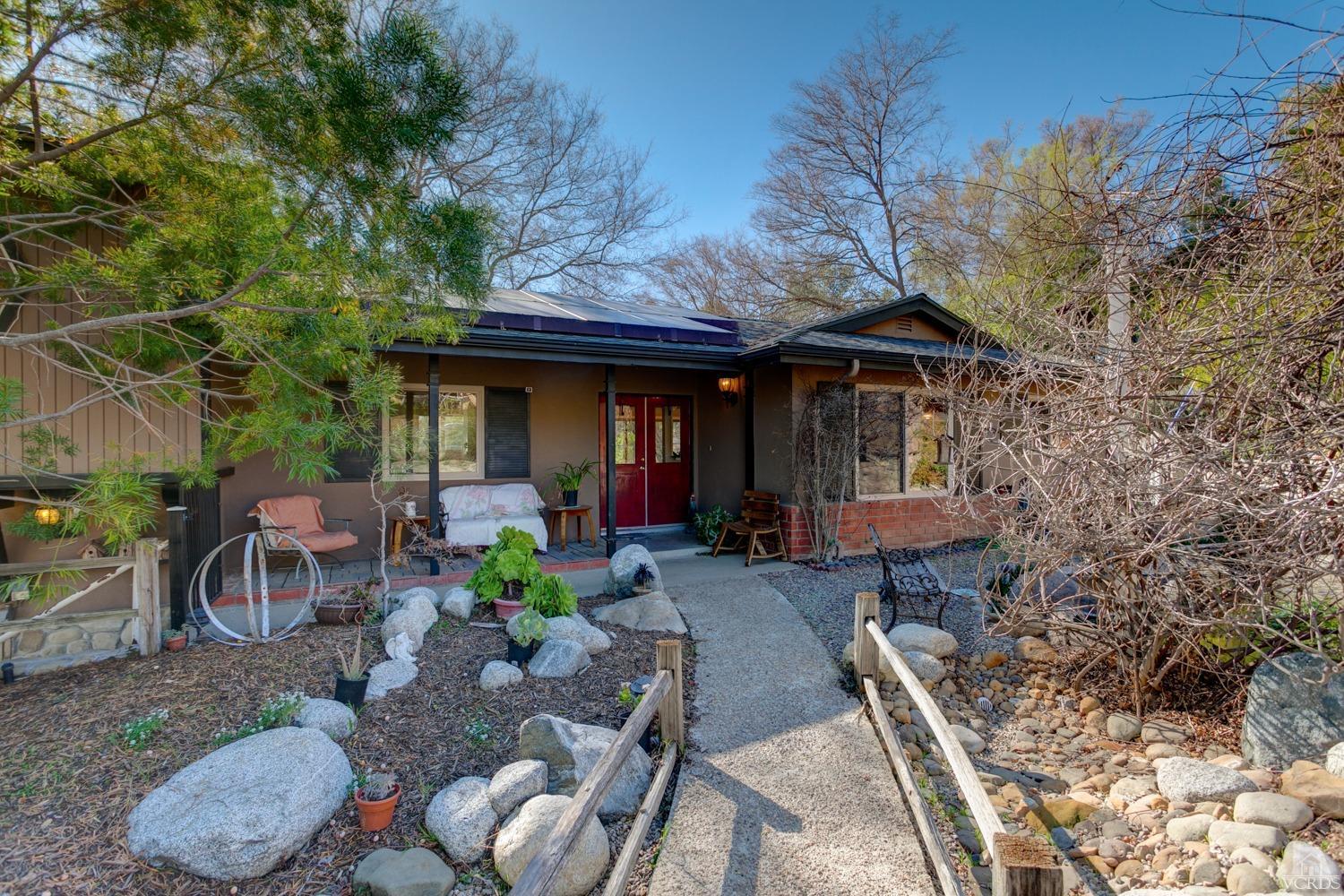 641 Lark Street, Ojai, CA 93023