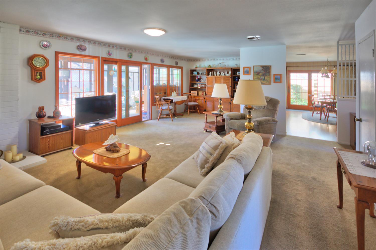 96 Valley Ridge St, Ojai, United States 93023