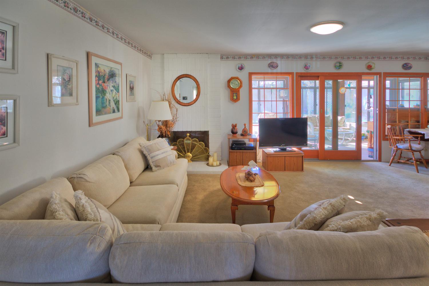96 Valley Ridge St, Ojai, United States 93023