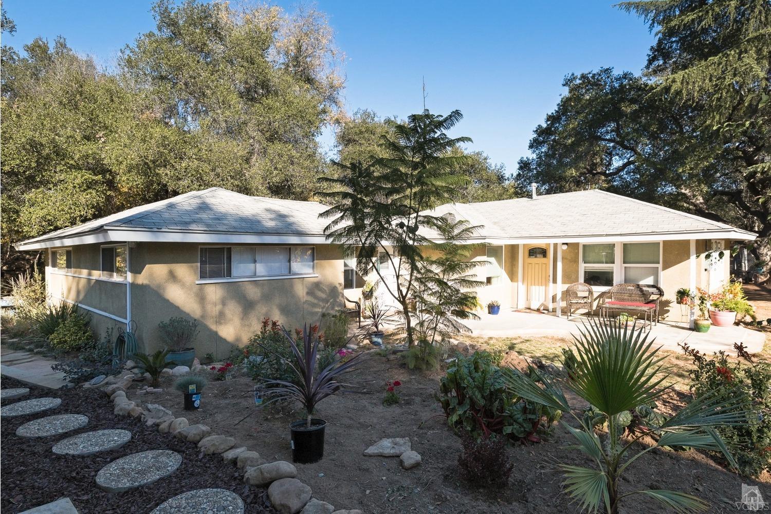 1438 South La Luna Avenue, Ojai, CA 93023