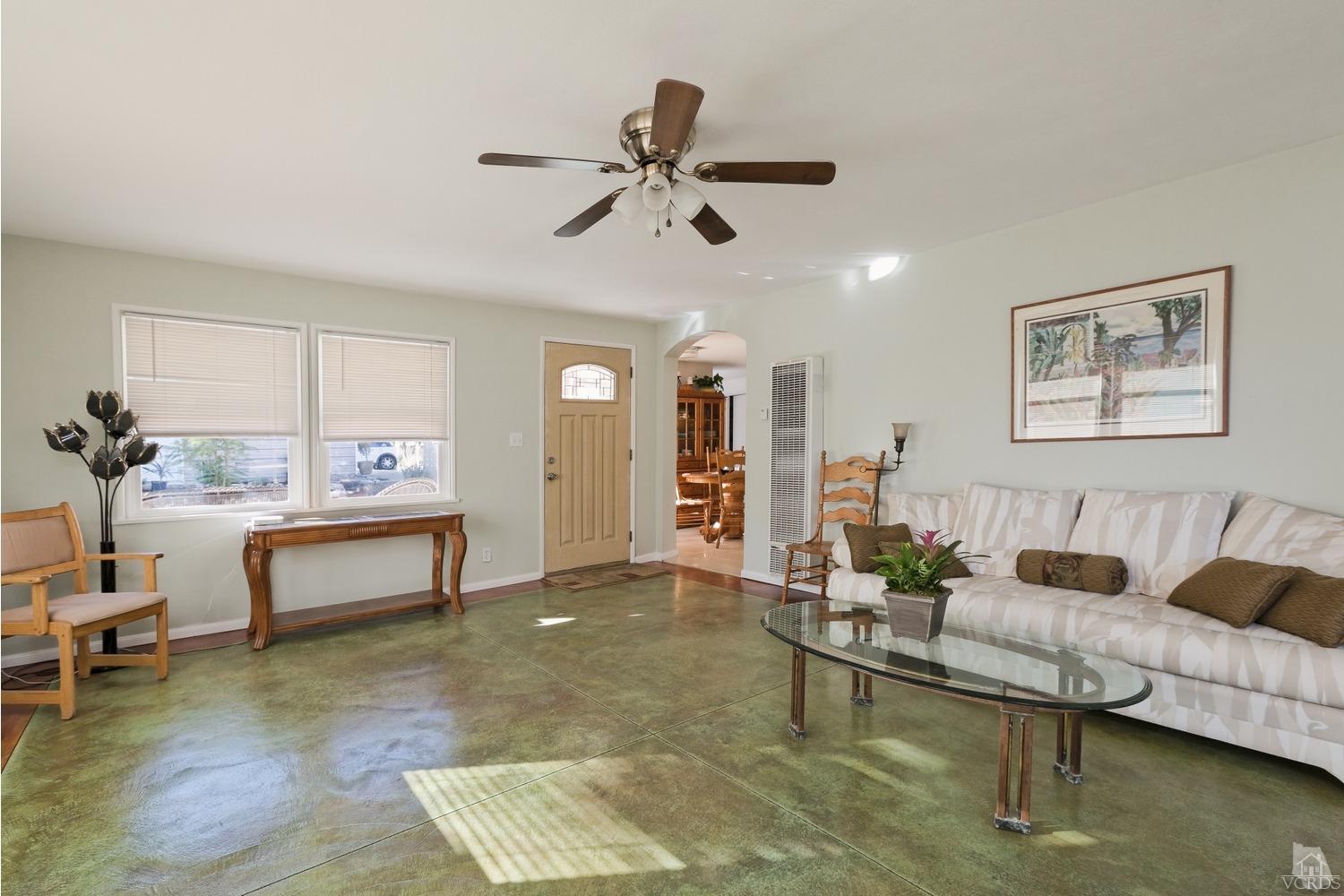 1438 South La Luna Avenue, Ojai, CA 93023