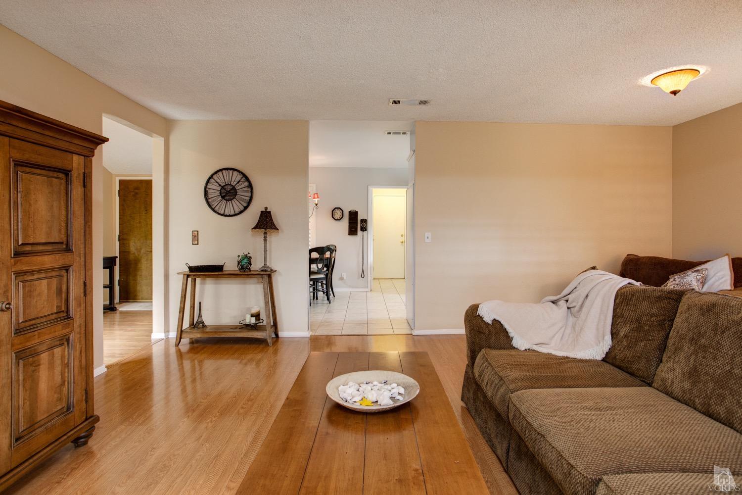 118 Wormwood Street, Ojai, CA 93023