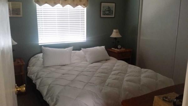 Hollywood Beach Mobile Home Park4501 W Channel Islands Blvd #89Oxnard, CA 93035