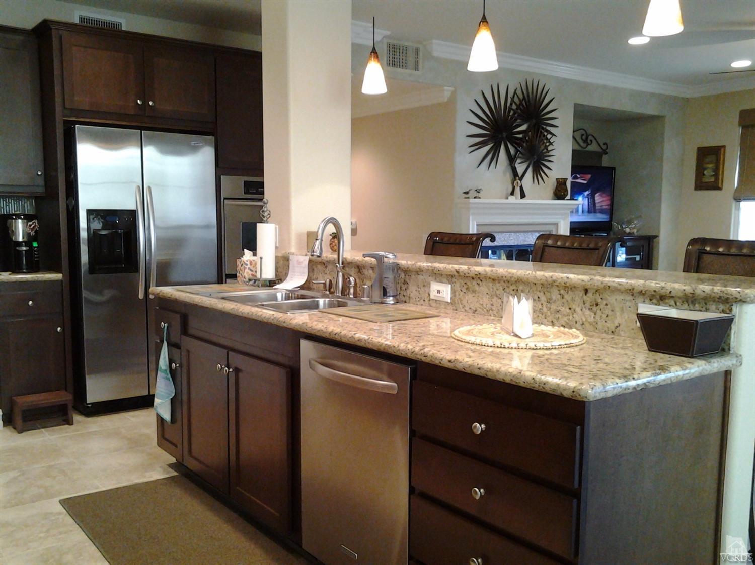 1527 Windshore Way, Oxnard, CA 93035