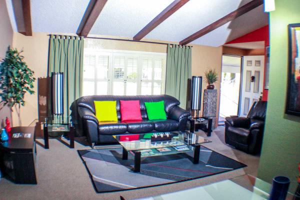 Meadowlake Mobile Home Country Club 2464 Blueberry Dr. #132Oxnard, CA 93036