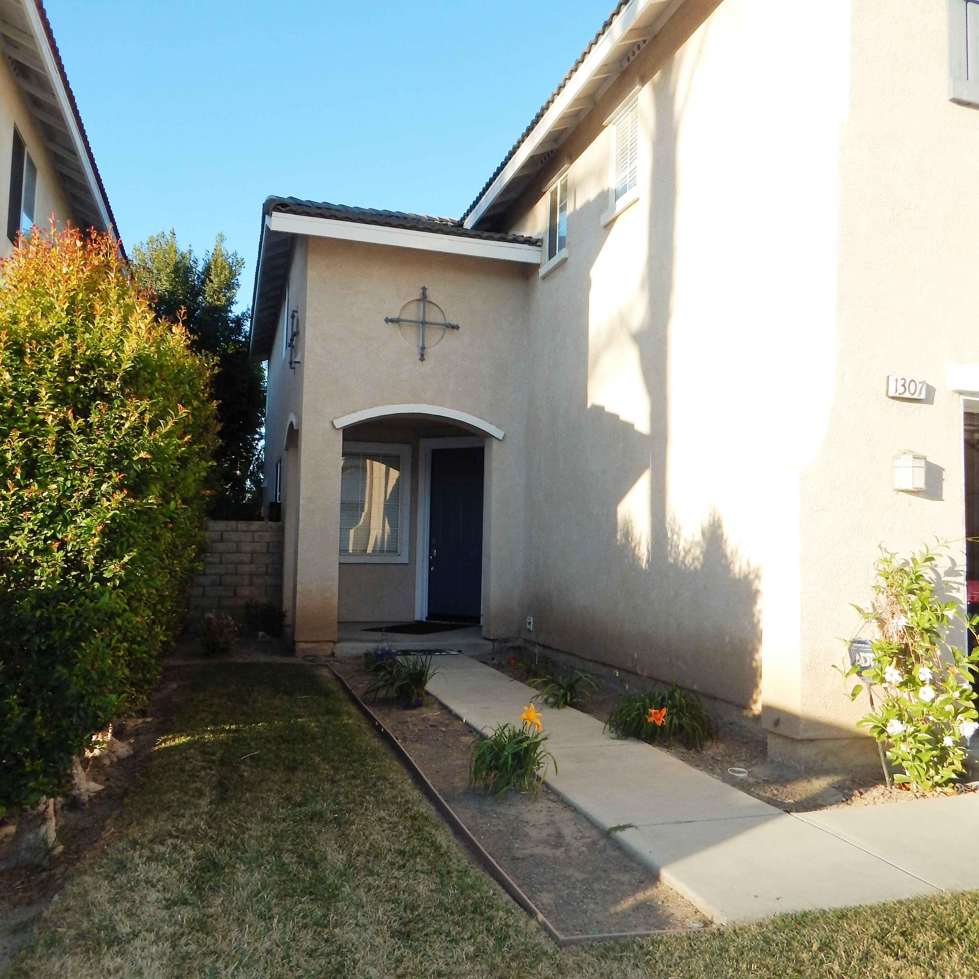 1307 Meadowlark Lane, Oxnard, United States 93036