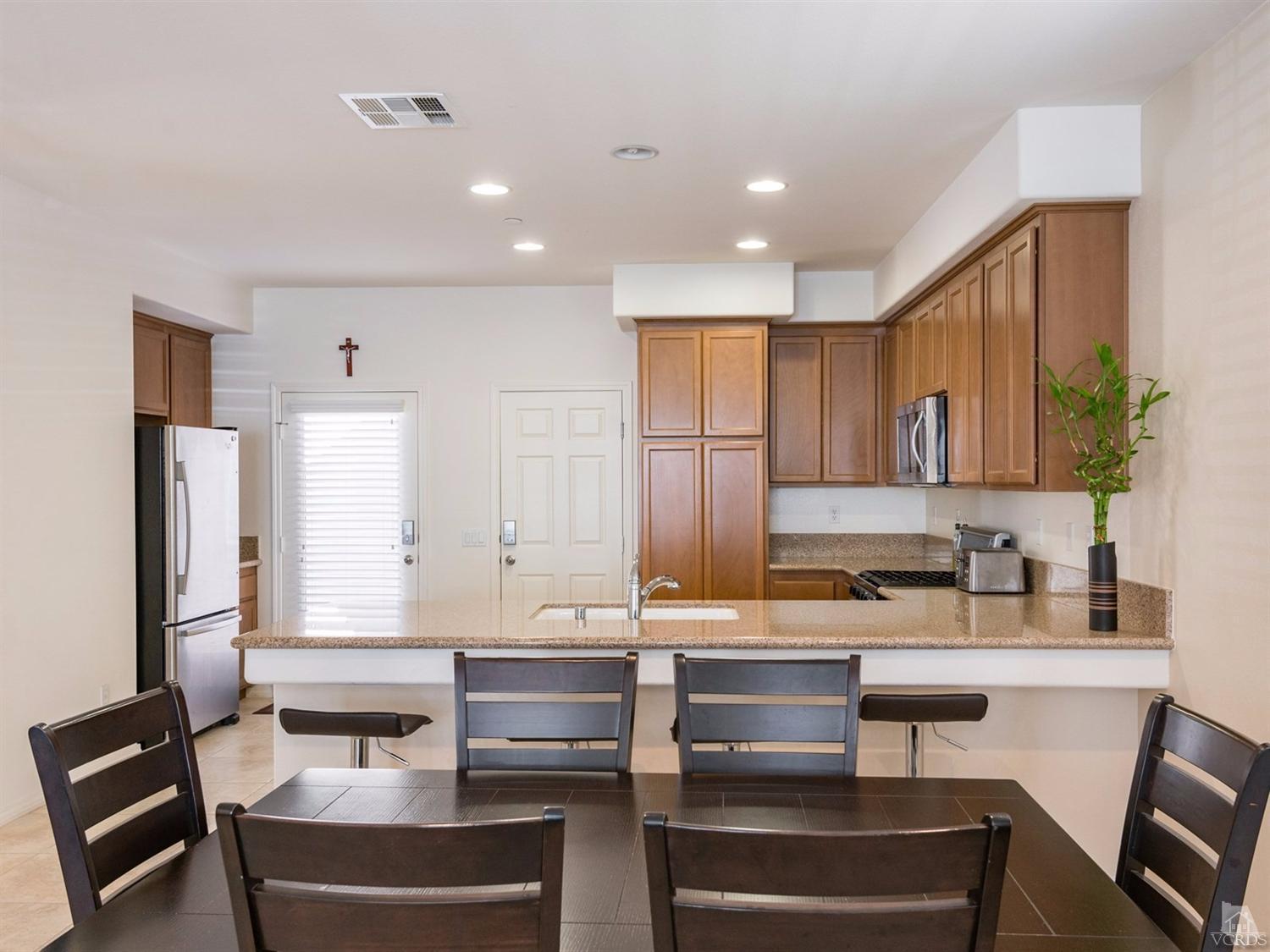 715 Nile River Drive, Oxnard, CA 93036