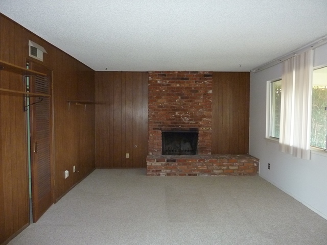 142 East Elfin GrnPort Hueneme, CA, 93041Ventura County