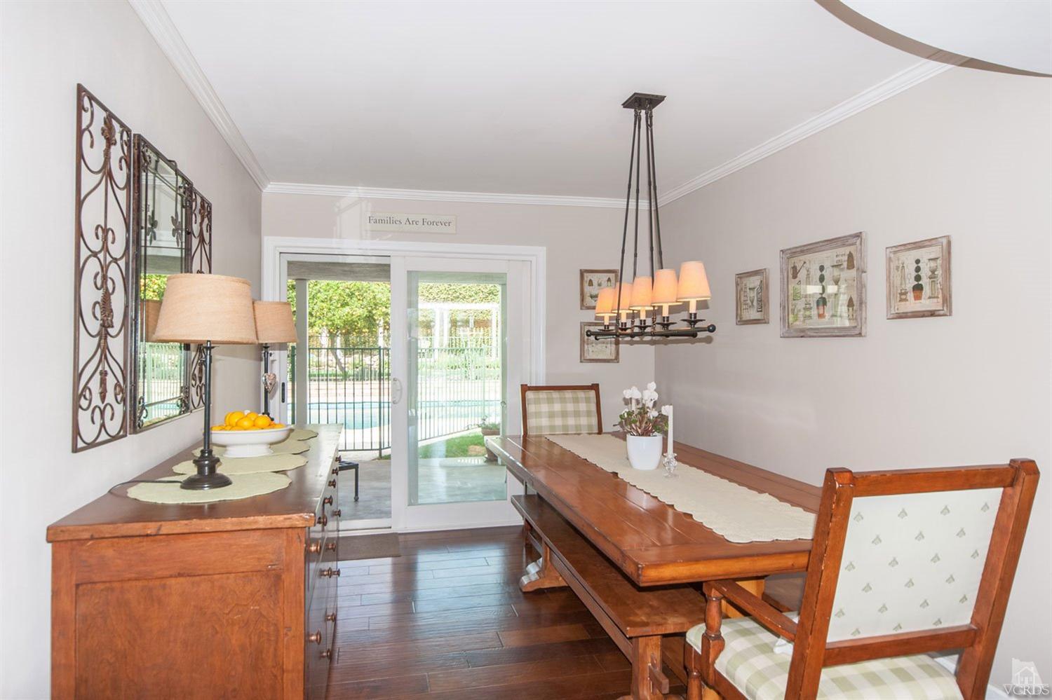 17045 April Ln., Santa Paula, United States 93060