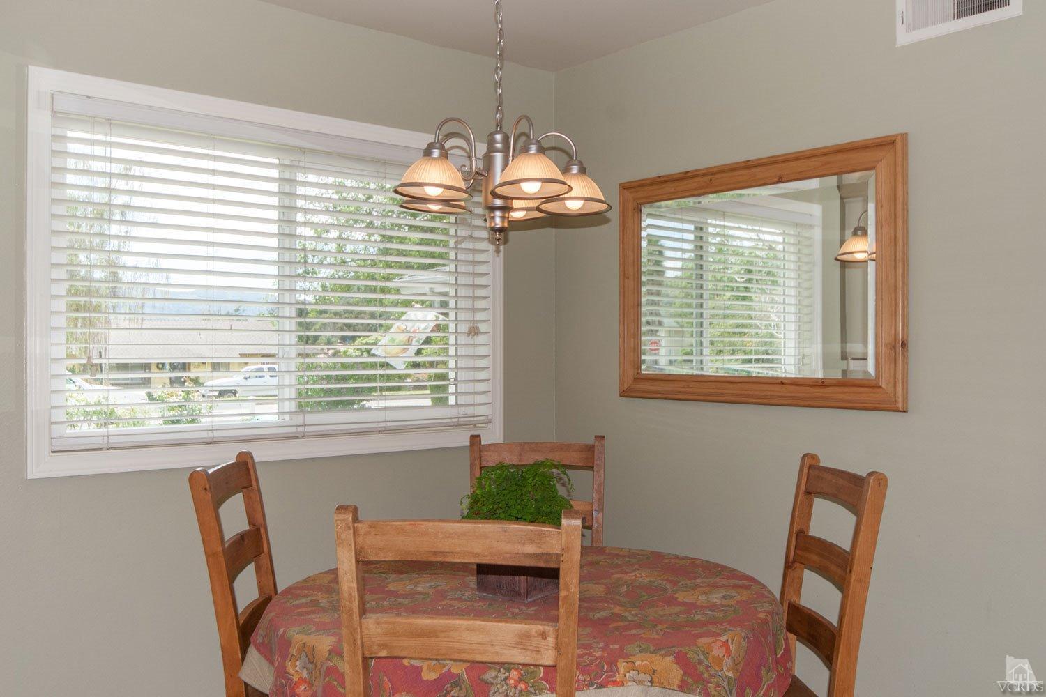 17045 April Ln., Santa Paula, United States 93060