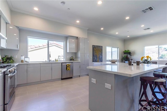 1304 Gonzales Road, Simi Valley, CA 93063