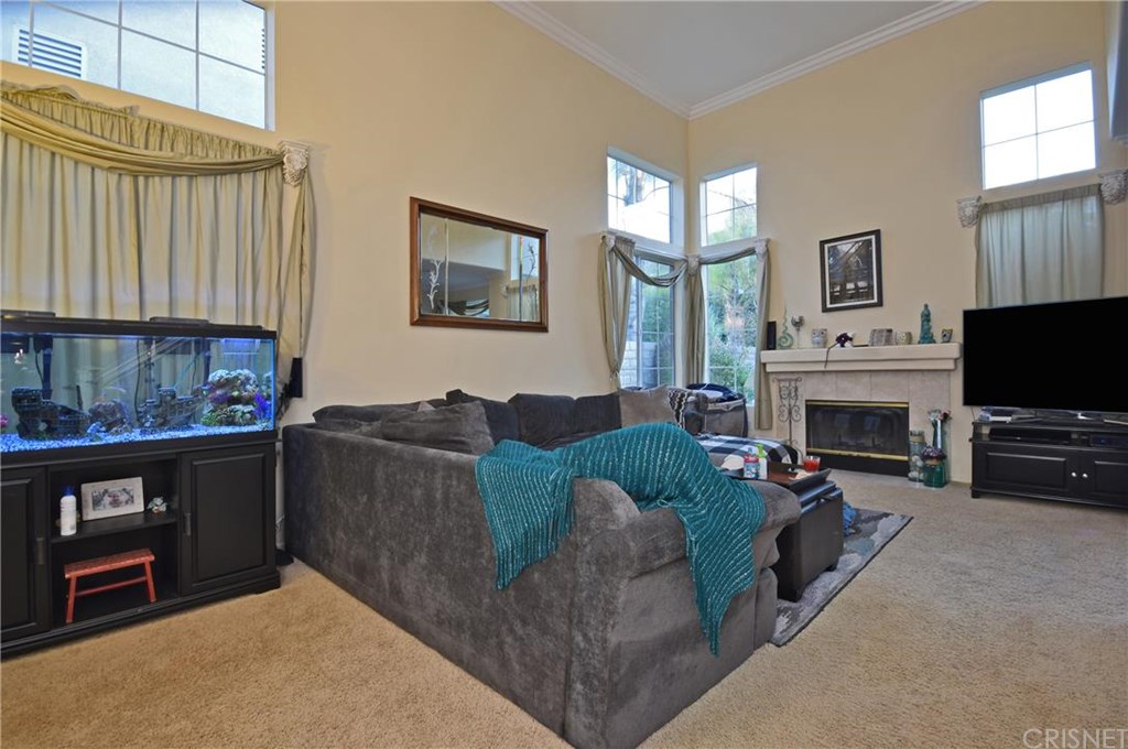 5986 Sunflower Street, Simi Valley, CA 93063