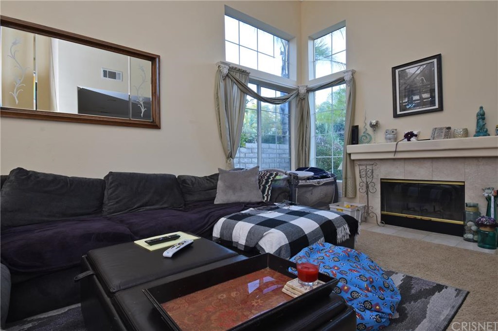 5986 Sunflower Street, Simi Valley, CA 93063