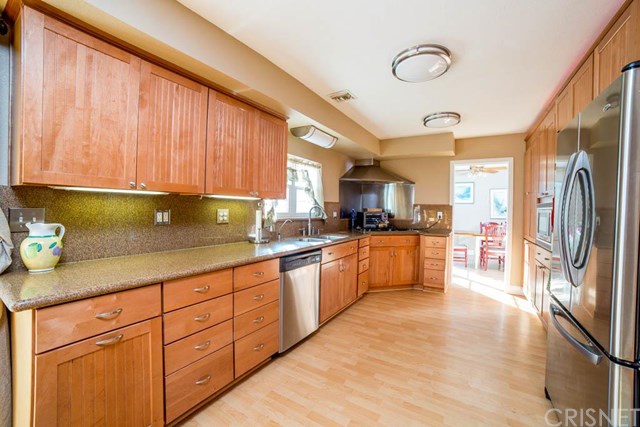 2760 Harrington Road, Simi Valley, CA 93065