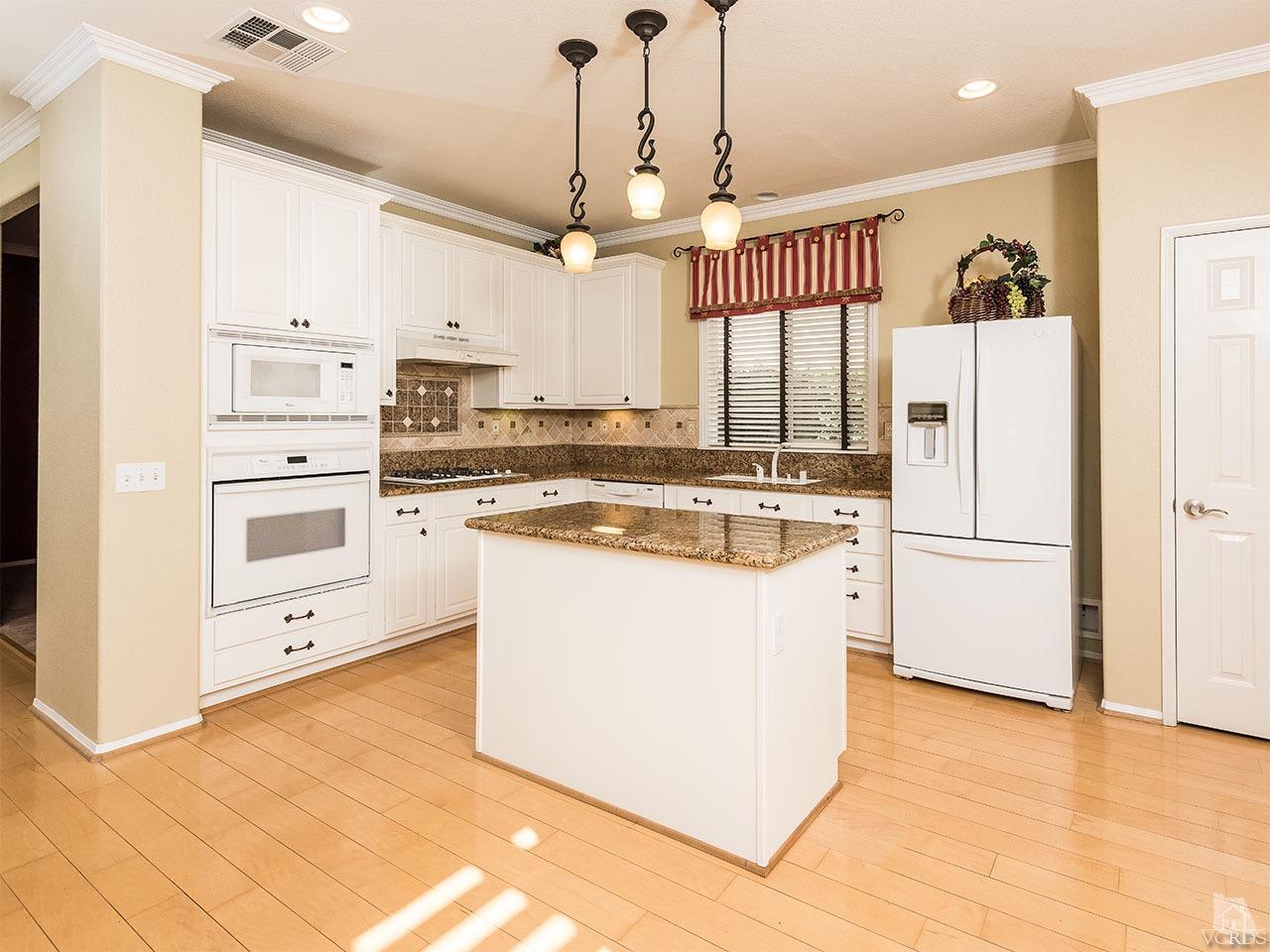 2134 Clancy Court, Simi Valley, CA 93065
