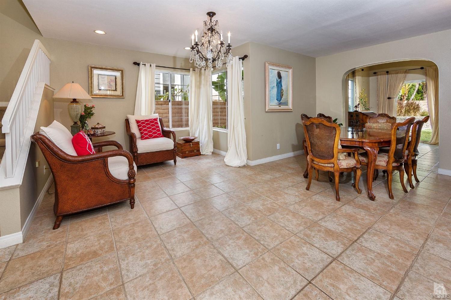 1113 Castlemere Court, Simi Valley, CA 93065