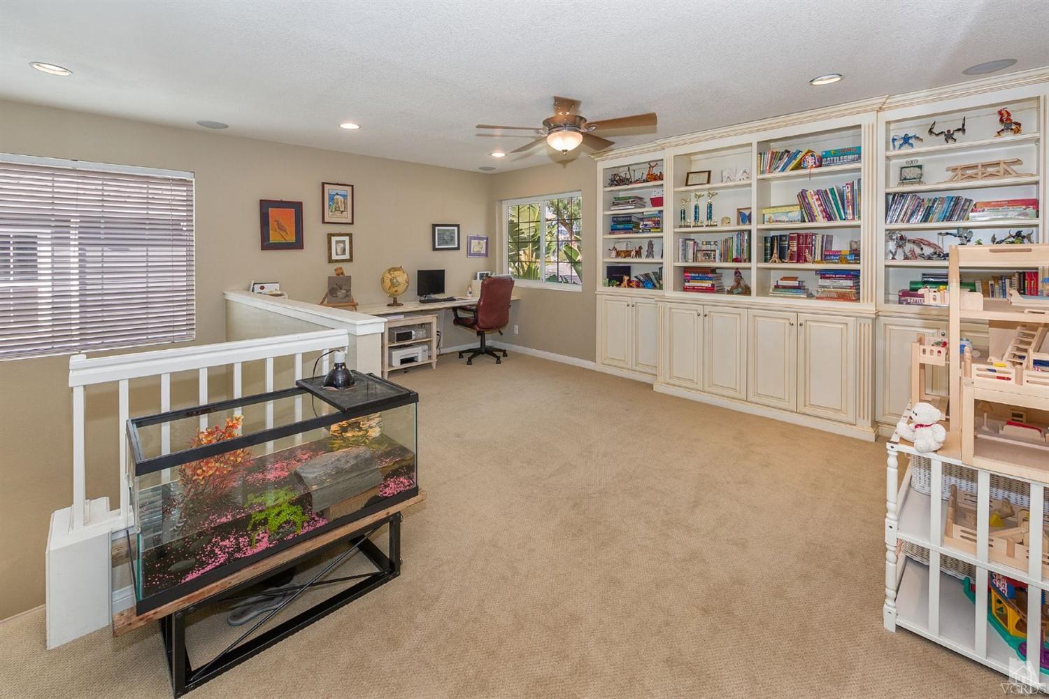 1113 Castlemere Court, Simi Valley, CA 93065