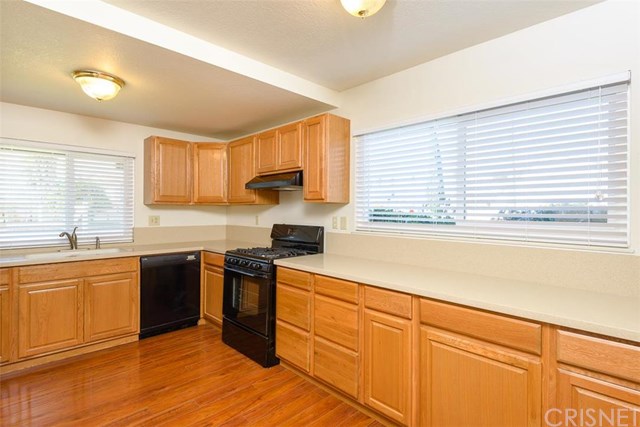 1162 Sycamore Drive, Simi Valley, CA 93065