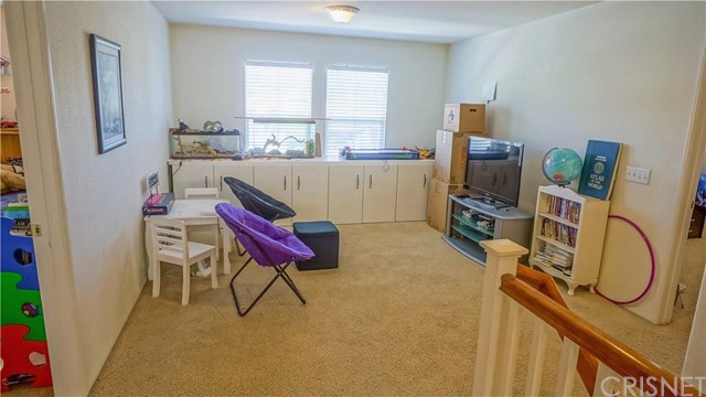 216 Winton Court, Simi Valley, CA 93065
