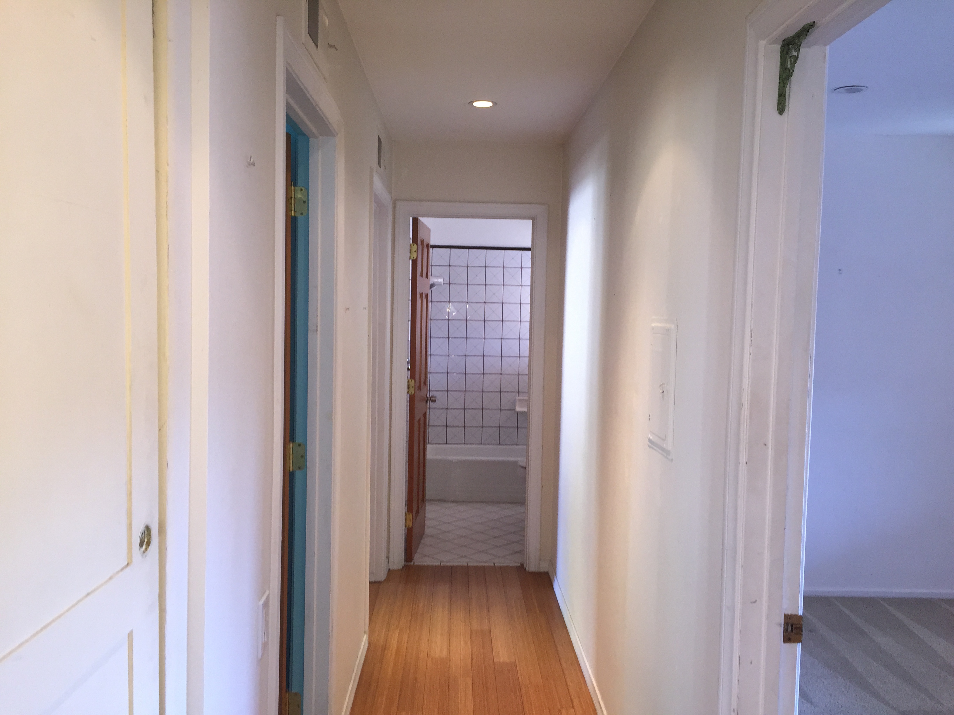 3435 Richland #21, Santa Barbara, United States 93105