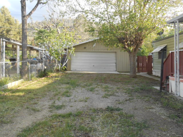 112 Pioneer PlBodfish, CA, 93205Kern County