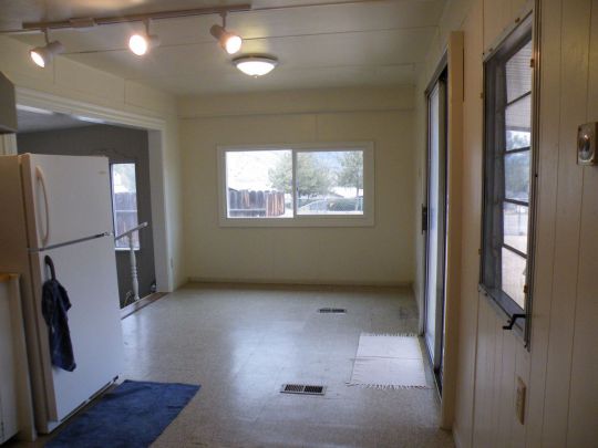 212 Columbus, Bodfish, CA 93205