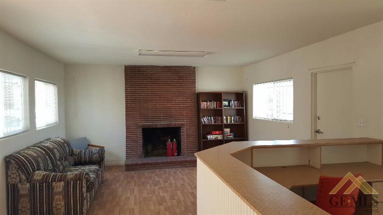 1317 Main Street, Delano, CA 93215