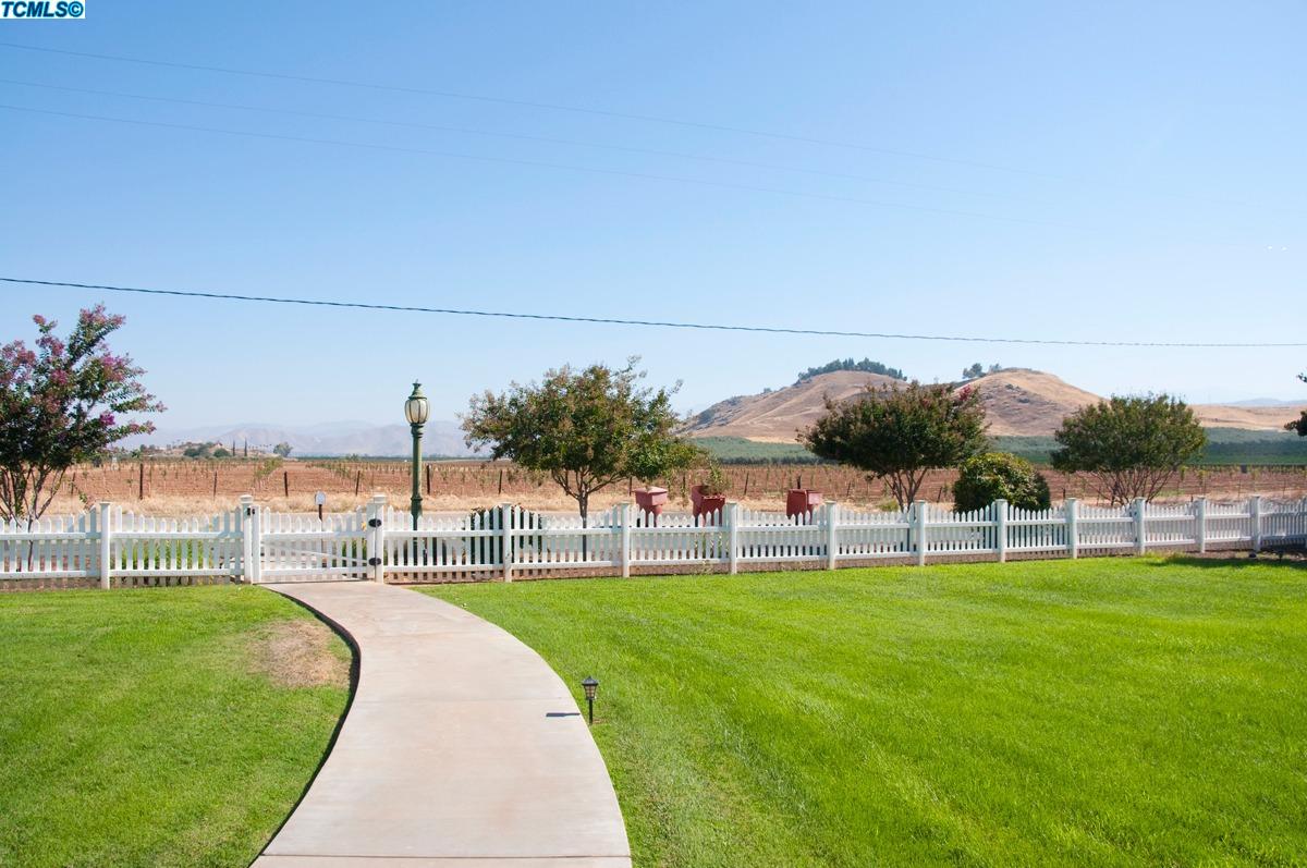 22367Avenue 296, Exeter, CA 93221