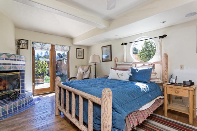 206 S. Carrillo, Ojai, United States 9323