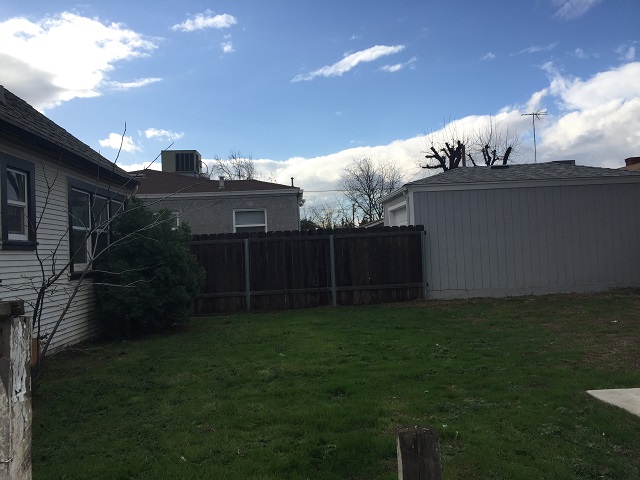 516 W Malone StHanford, CA, 93230Kings County