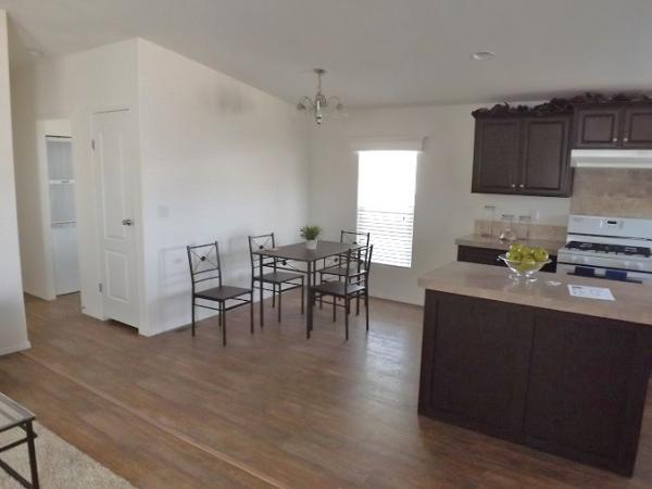 Hanford Del Arroyo Estates 860 E Grangeville Blvd 5Hanford, CA 93230